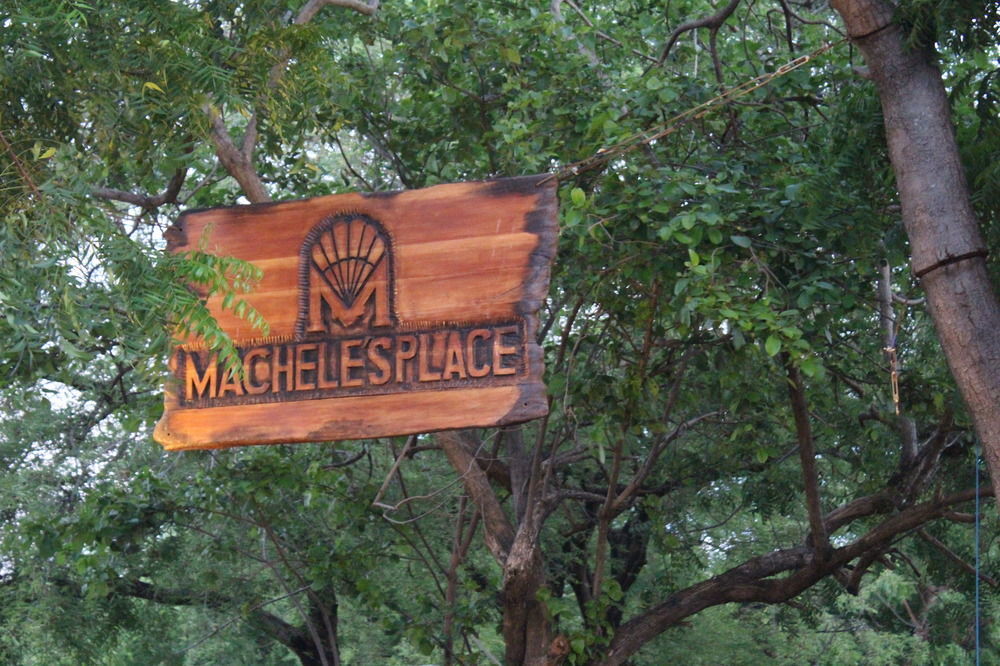 Macheles Place Hotel Эль-Хиганте Экстерьер фото
